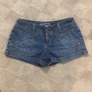 Old Navy Ultra Low Rise Jean Shorts. Sz 2